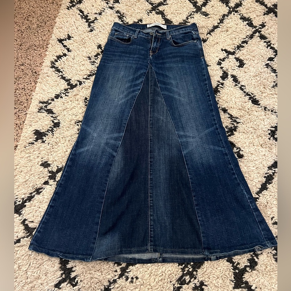 Abercrombie and Fitch JeanSkirt size XS 30 inch long (inseam)